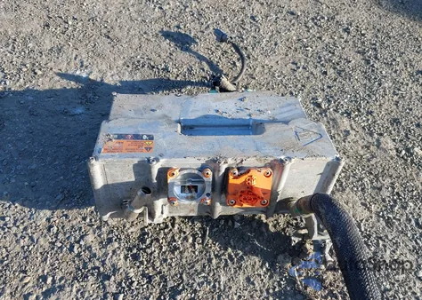 2011 Chevrolet Volt from USA, damaged, VIN 1G1RD6E4XBU103960